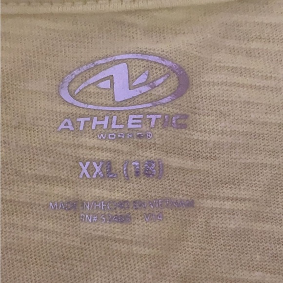 Women’s Athletic Works Neon Greenish Long Sleeved Cropped “GYM” Shirt Size Small - Picture 5 of 5